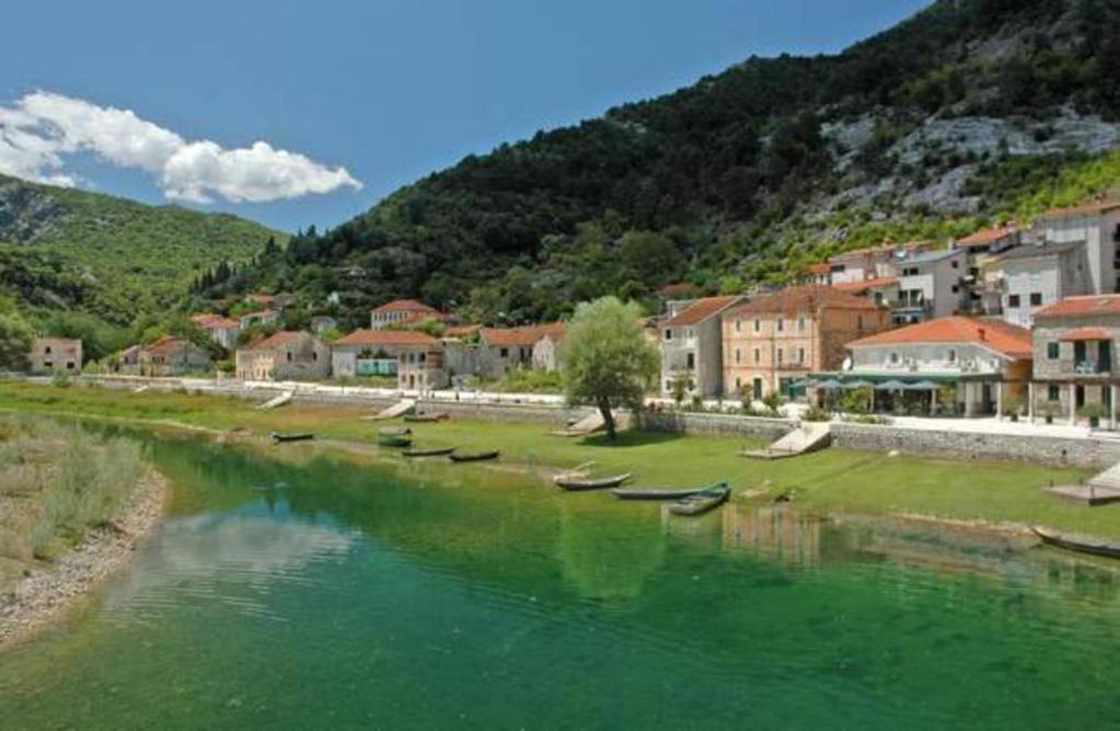 Rijeka Crnojevića Holiday Home Pavle מראה חיצוני תמונה