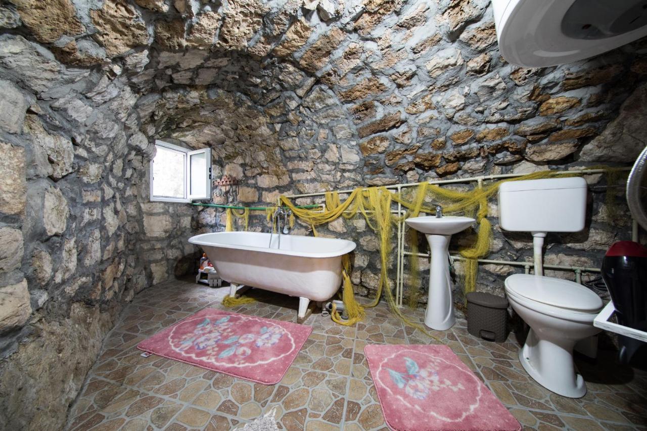 Rijeka Crnojevića Holiday Home Pavle מראה חיצוני תמונה